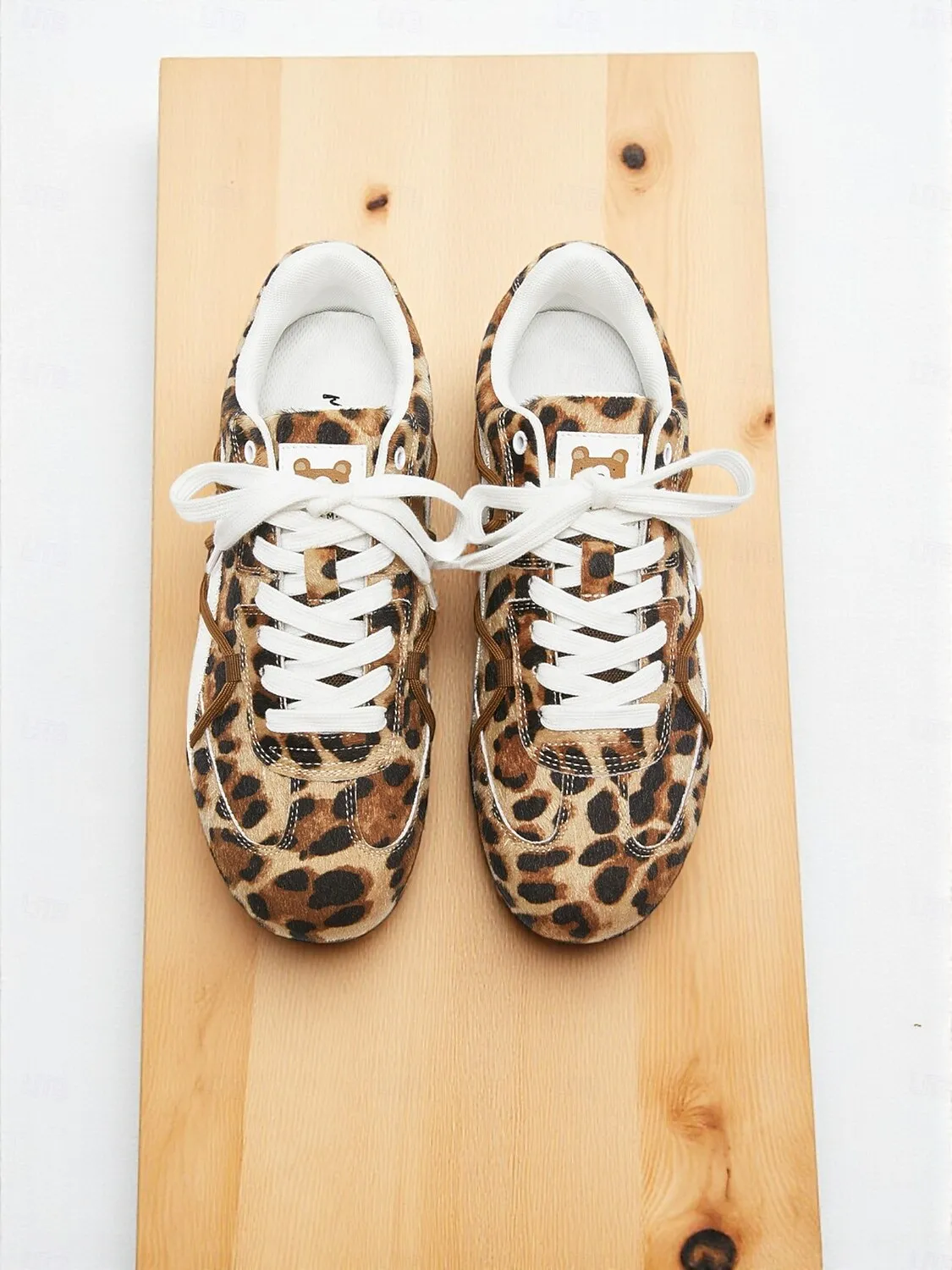 bvzniz1759316789683.webp Women's Leopard Print Lace-Up Sneakers, Lightweight Casual Fashion Trainers for Streetwear, Travel & Everyday Outfits - Image 1